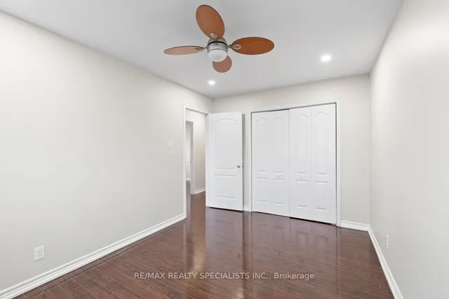 Additional image 15 of 14 Fontaine Crt