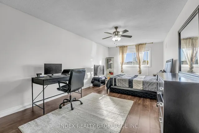 Additional image 17 of 7 Panorama Cres