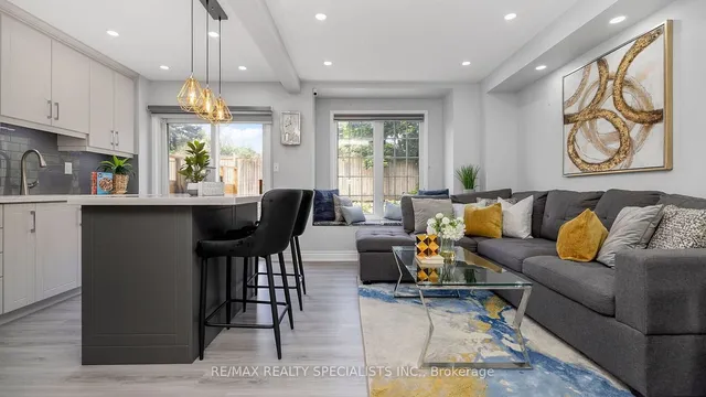 Additional image 10 of 48 Ridgefield Crt