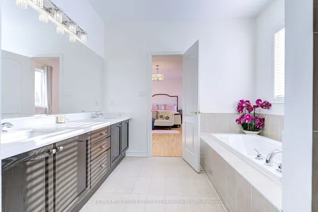 Additional image 19 of 46 Angelgate Rd