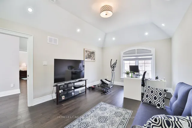 Additional image 23 of 97 Cleta Dr