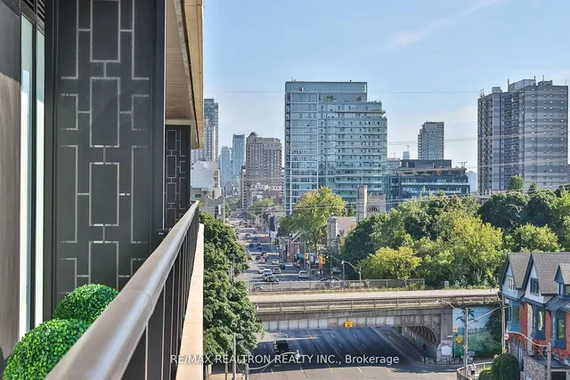 Additional image 18 of 285 Avenue Rd Unit 502