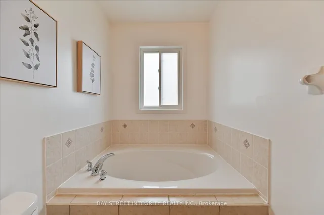 Additional image 22 of 3 Solstice Dr