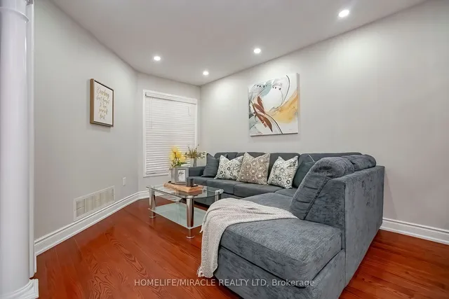 Additional image 7 of 61 LAURAGLEN Cres