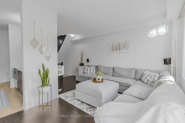 Additional image 11 of 50 Edinburgh Dr Unit 26