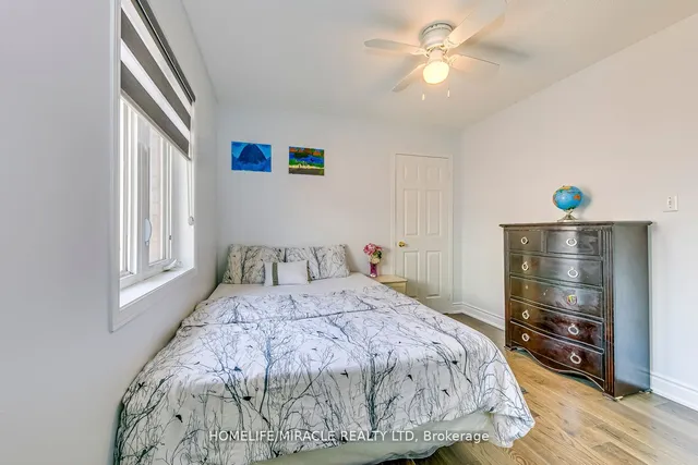 Additional image 25 of 63 Portrush Tr