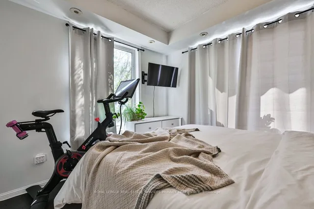 Additional image 17 of 22 Laidlaw St Unit 1233B