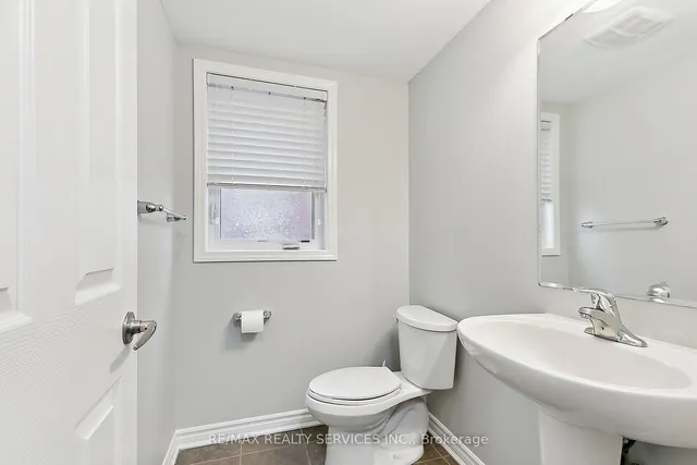 Additional image 17 of 8 TOLEDO Lane