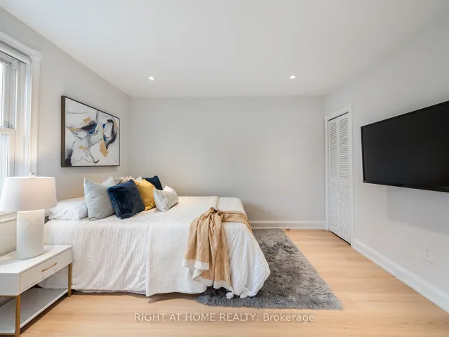 Additional image 18 of 49 Amsterdam Ave