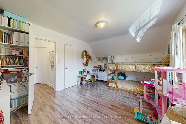 Additional image 18 of 110 Prince Edward Dr