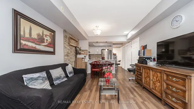 Additional image 8 of 3041 Finch Ave Unit 2067