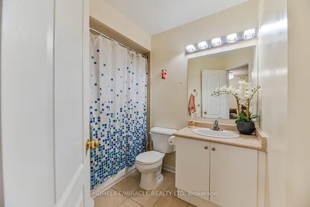 Additional image 28 of 169 Crystal Glen Cres