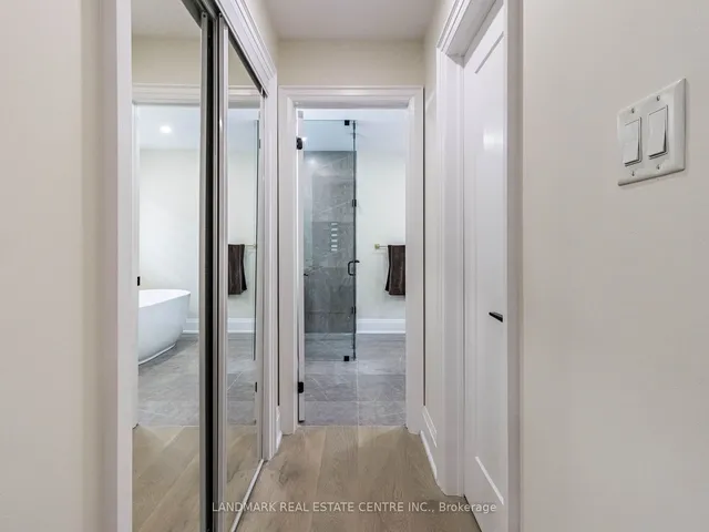 Additional image 21 of 64 Showboat Cres