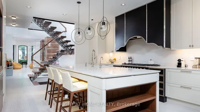 Additional image 12 of 53 Hazelton Ave