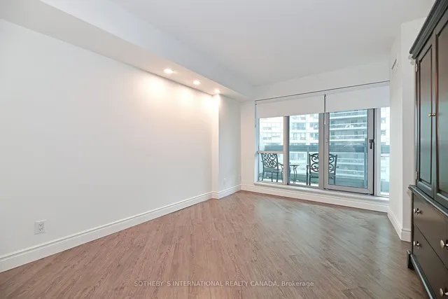 Additional image 6 of 10 Yonge St Unit 1001