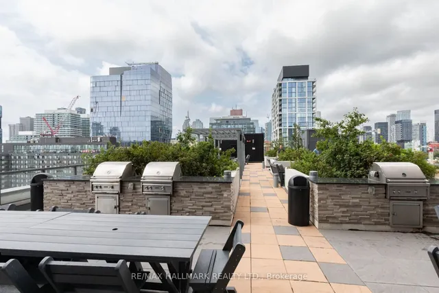 Additional image 33 of 120 Parliament St Unit 1009