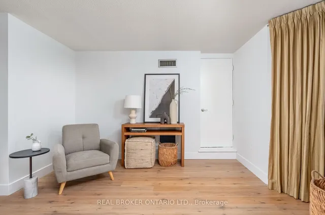 Additional image 15 of 3845 Lake Shore Blvd Unit 1601