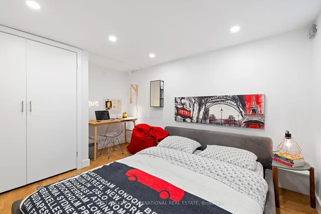 Additional image 32 of 40 Linton Ave