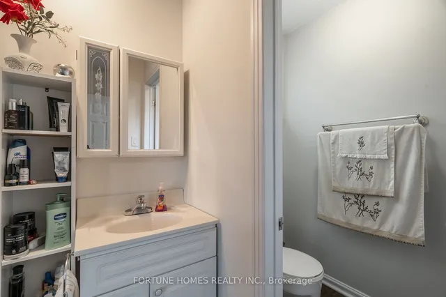 Additional image 29 of 29 Doncaster Dr