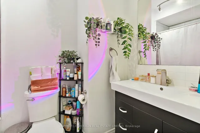 Additional image 6 of 660 Crawford St