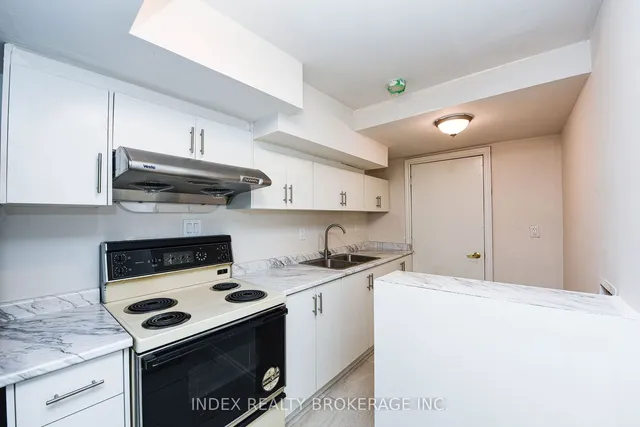 Additional image 31 of 32 Charger Lane