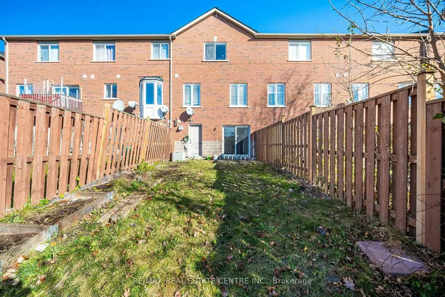 Additional image 35 of 120 Railroad St Unit 14