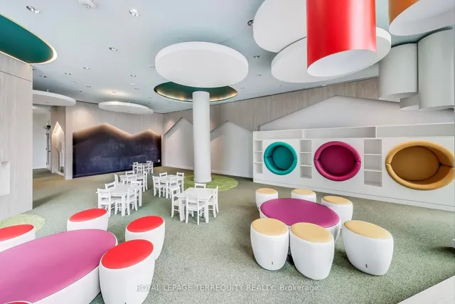 Additional image 28 of 30 Tretti Way Unit 702