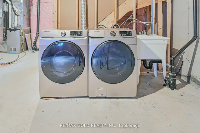 Additional image 36 of 101 Finegan Circ