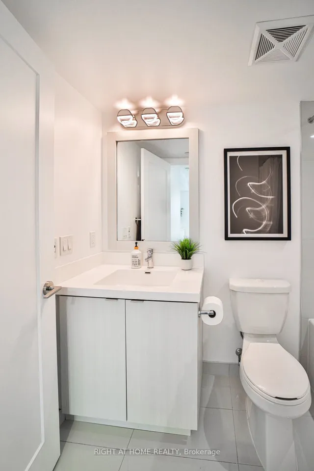 Additional image 13 of 7 Mabelle Ave Unit 1404