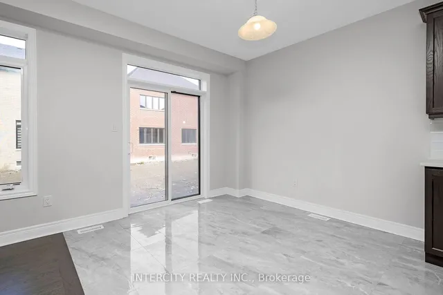 Additional image 16 of 75 Claremont Dr