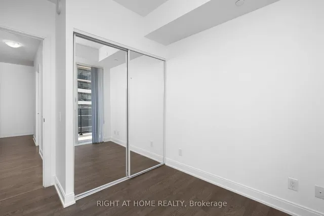 Additional image 13 of 70 Annie Craig Dr Unit 807