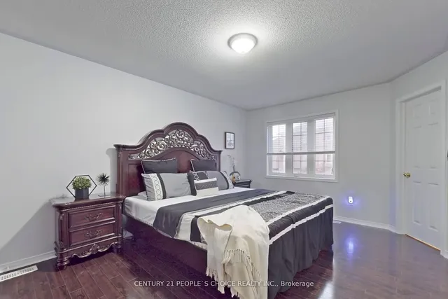 Additional image 19 of 32 Unionville Cres