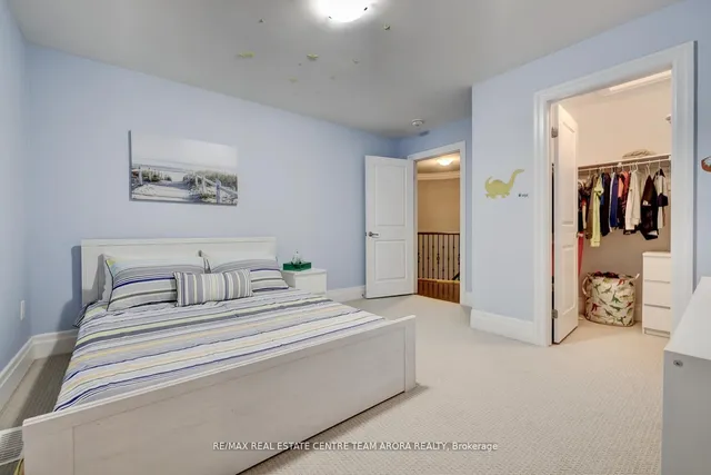 Additional image 27 of 477 Brisdale Dr