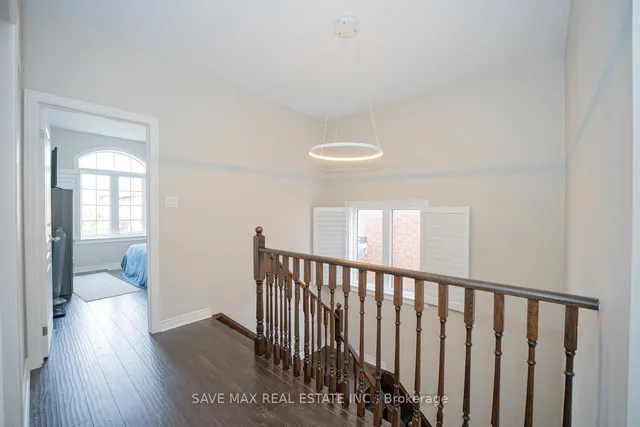 Additional image 18 of 15 Manzanita Cres