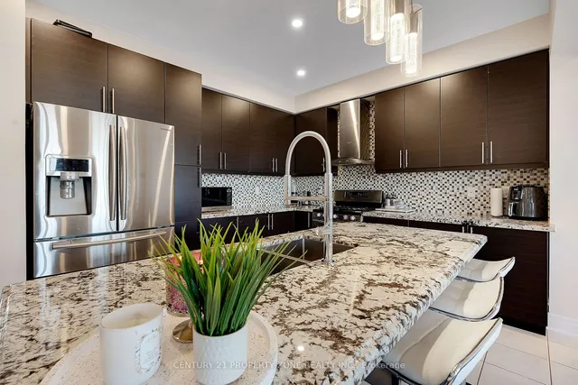 Additional image 11 of 37 Alister Dr