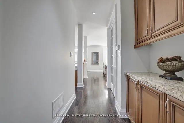 Additional image 11 of 119 Coastline Dr