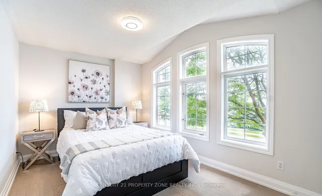 Additional image 13 of 1 Traymore St