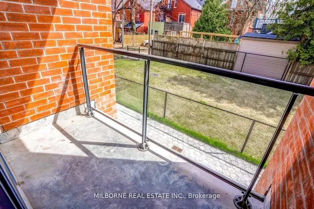 Additional image 32 of 57 Brock Ave Unit TH 111