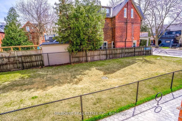 Additional image 34 of 57 Brock Ave Unit TH 111