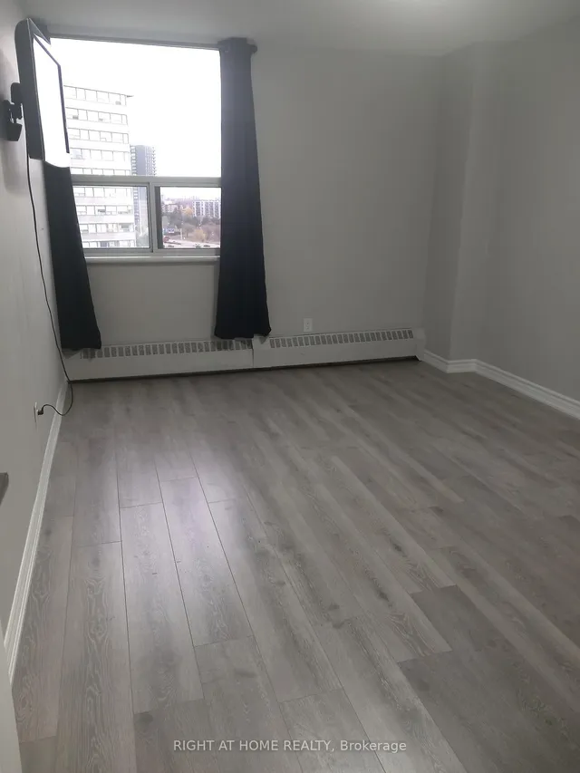 Additional image 10 of 451 The West Mall Unit 920