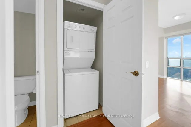 Additional image 28 of 18 Mondeo Dr Unit 1122