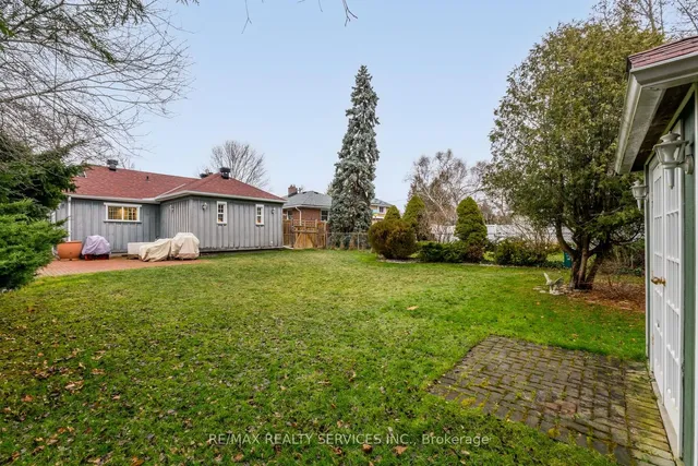 Additional image 35 of 111 Denison Ave