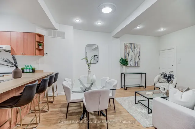 Additional image 9 of 533 Victoria Pk Ave