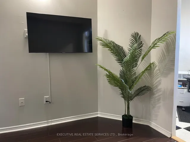 Additional image 8 of 8351 Mclaughlin Rd Unit 136