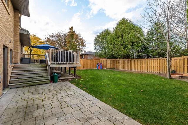 Additional image 32 of 4250 Bloor St