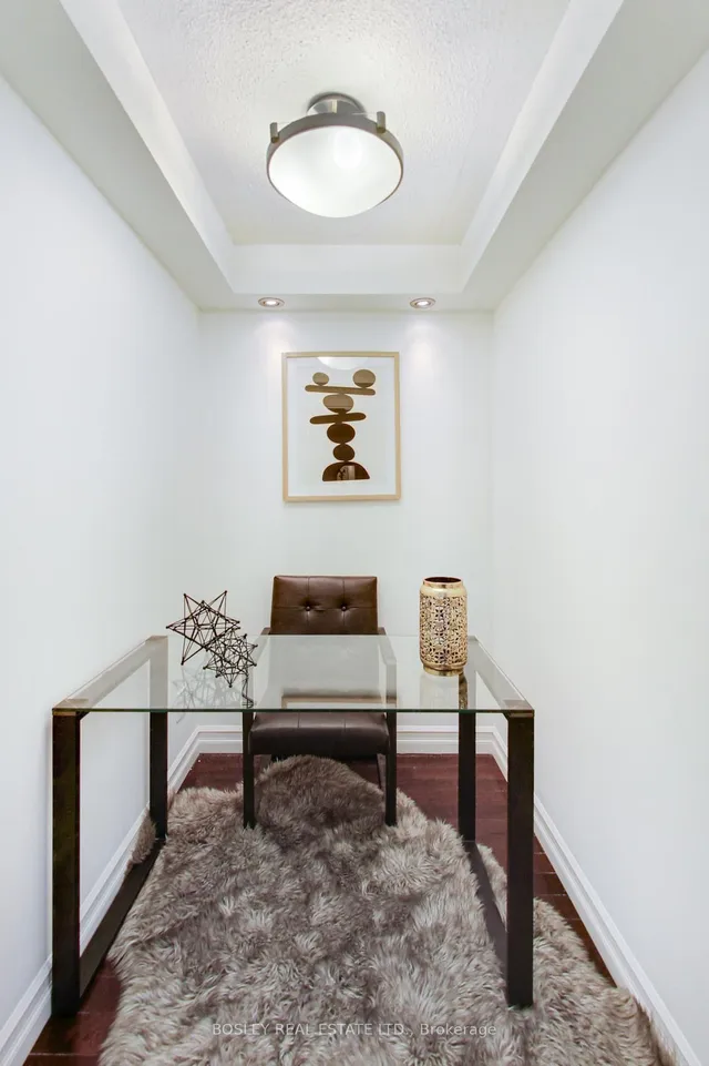 Additional image 22 of 633 Bay St Unit 2005