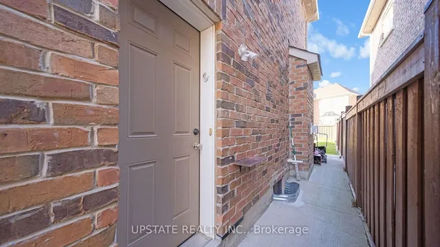 Additional image 27 of 22 Adeline Crt