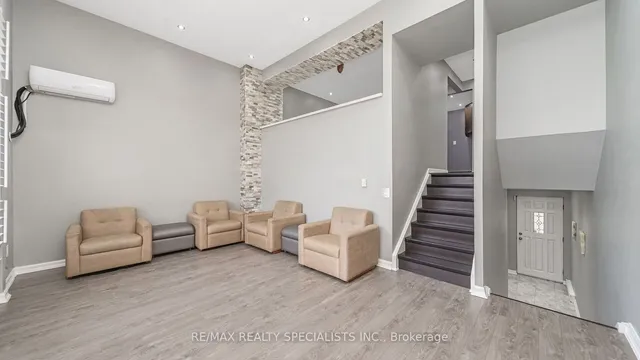 Additional image 9 of 6 Darras Crt