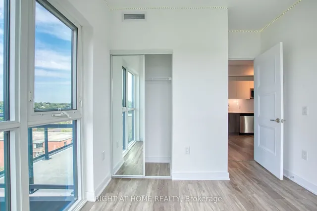 Additional image 5 of 25 Neighbourhood Lane Unit 1007