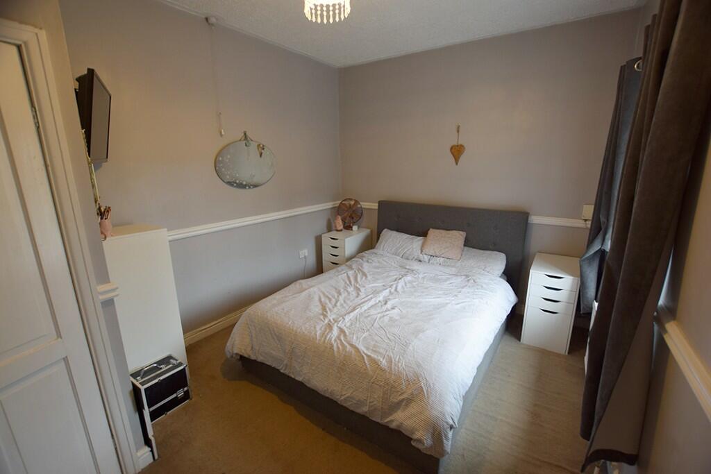 Additional image 10 of 33 Church Square, Burnley, Lancashire, BB10 3NH